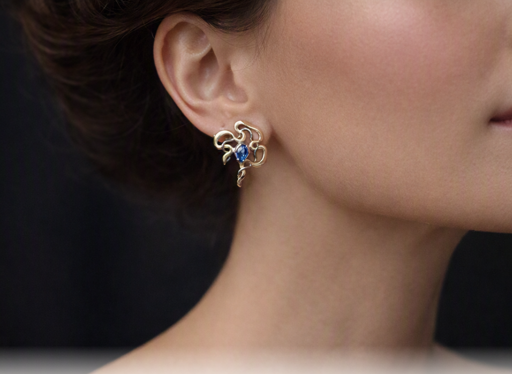 Vintage 18ct Gold. Sapphire 'Ribbon' Earrings. Hand Made. Joanne Gowan.