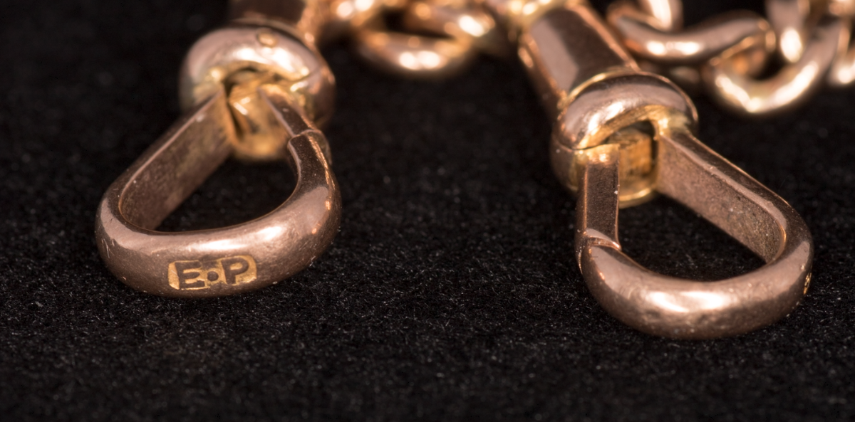 Antique Edwardian 9ct Gold Graduated Curb Link Albert Watch Chain. Assayed in Chester 1911