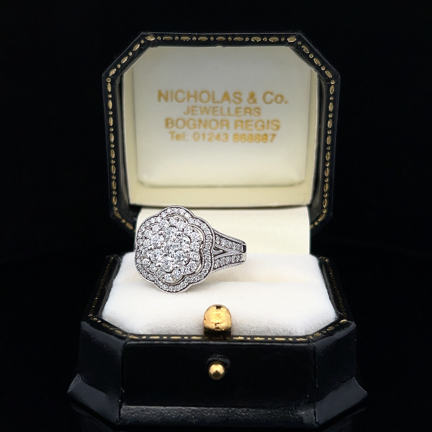 Vintage Diamond Daisy Cluster 18ct White Gold Ring