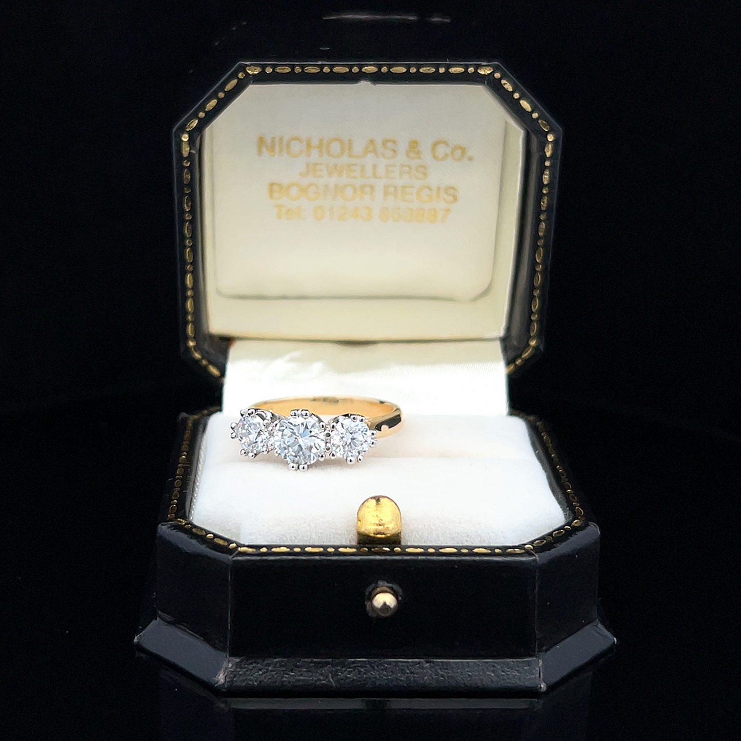 Vintage 2.01 Carat Diamond 3 Stone 18ct Gold and Platinum Ring