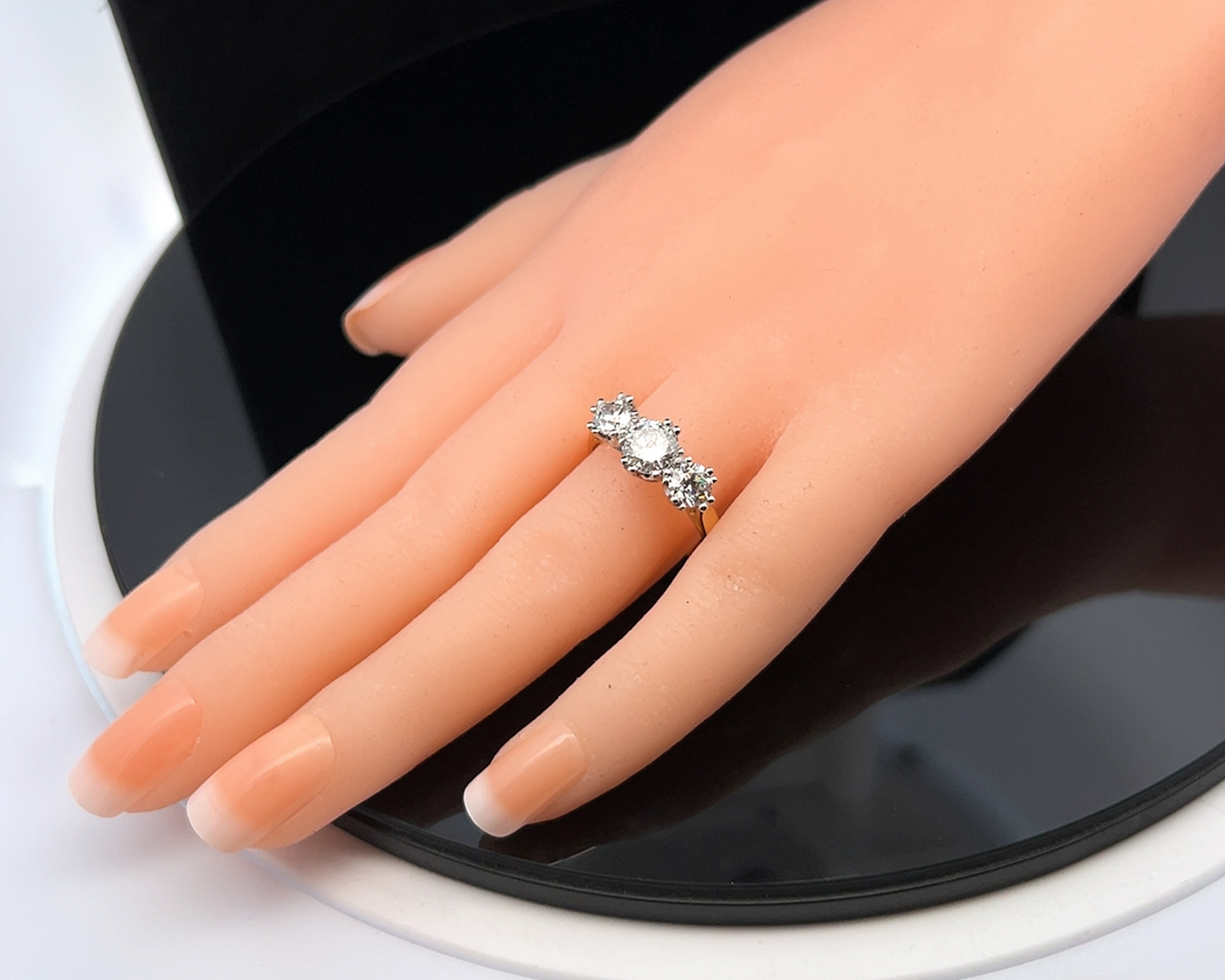 Vintage 2.01 Carat Diamond 3 Stone 18ct Gold and Platinum Ring