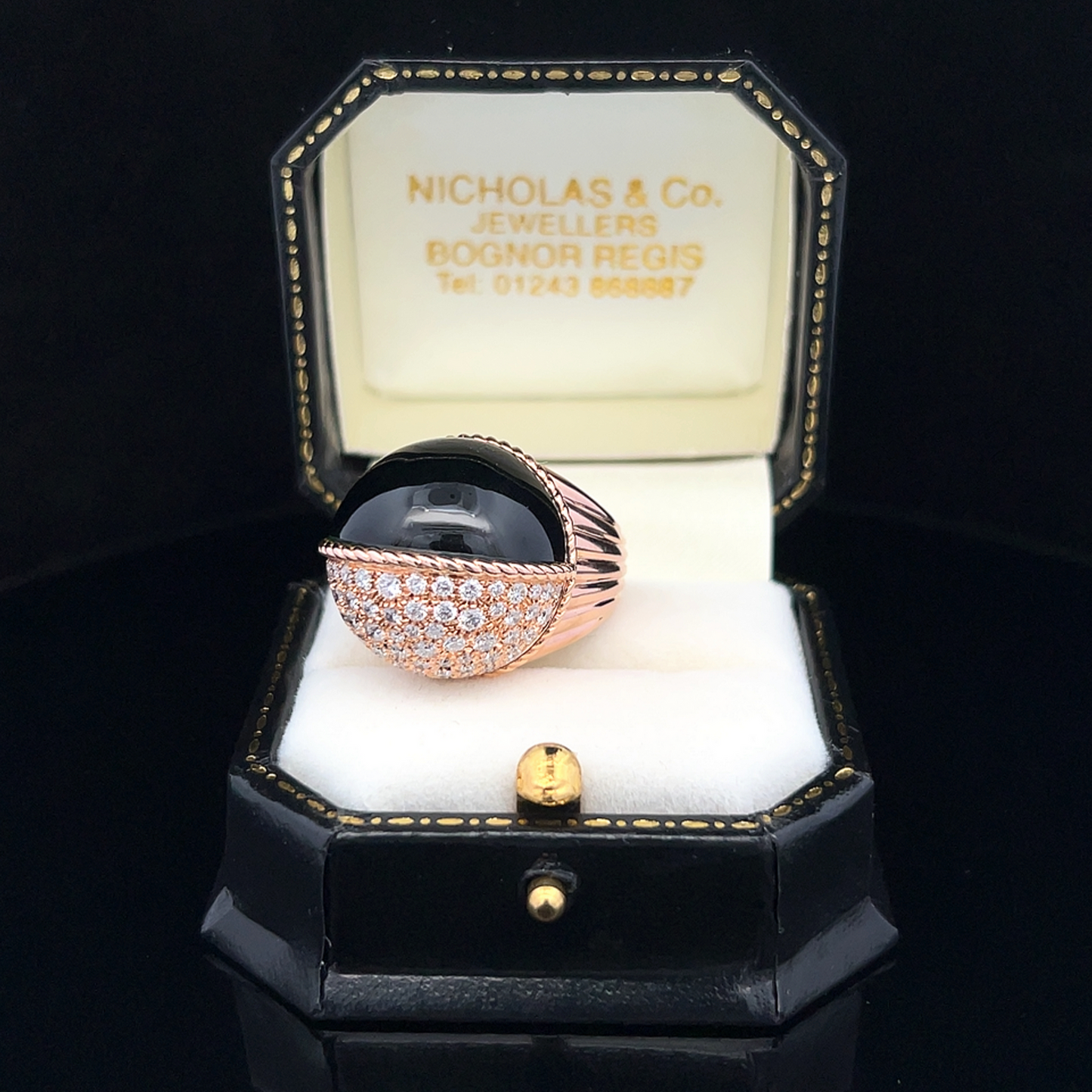 Contemporary Paris Nouvelle Vague Black Jade and Diamond 18ct Rose Gold Bombe Cocktail Ring