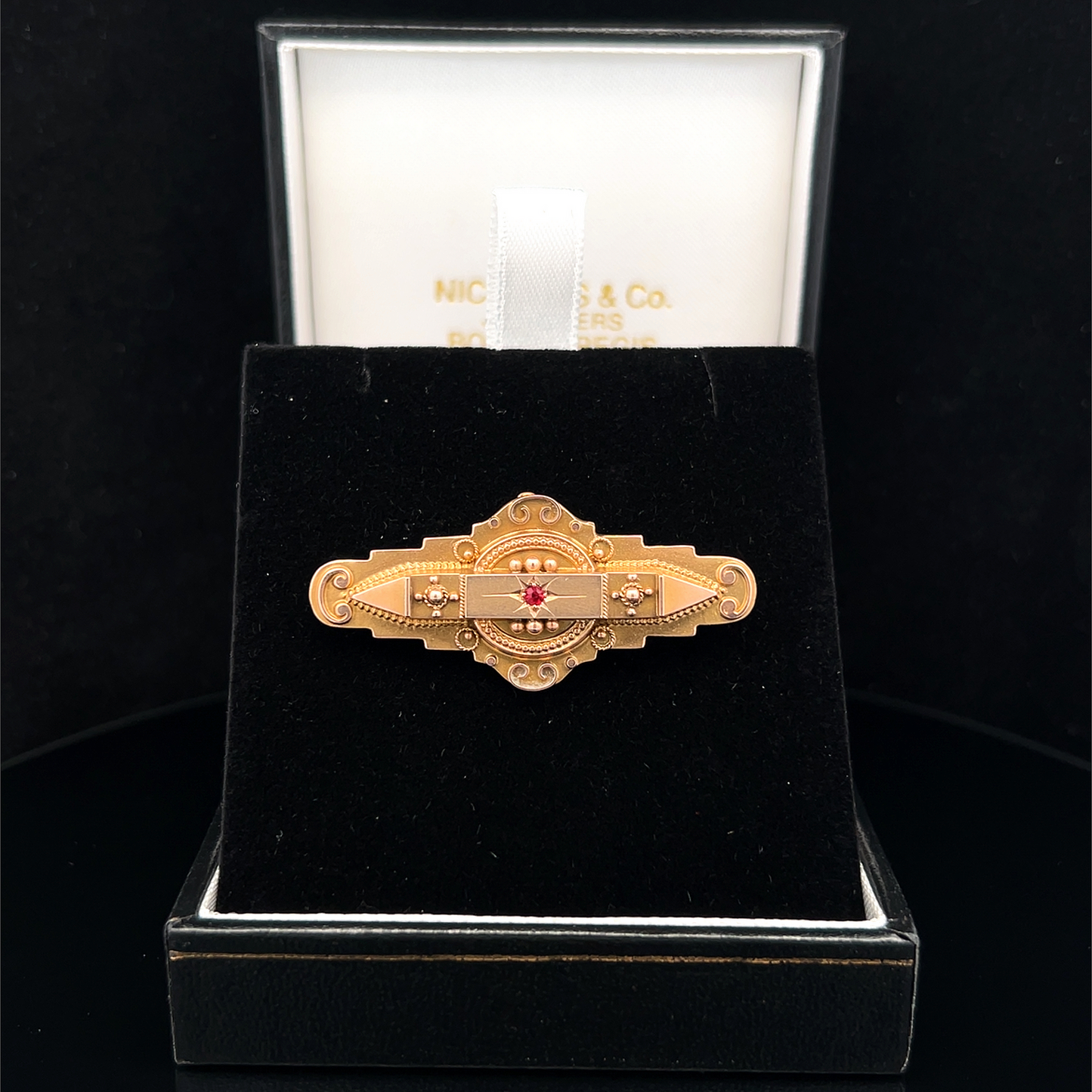 Antique Edwardian 'Locket Back' Star Set Ruby 9ct Gold Etruscan Revival Bar Brooch
