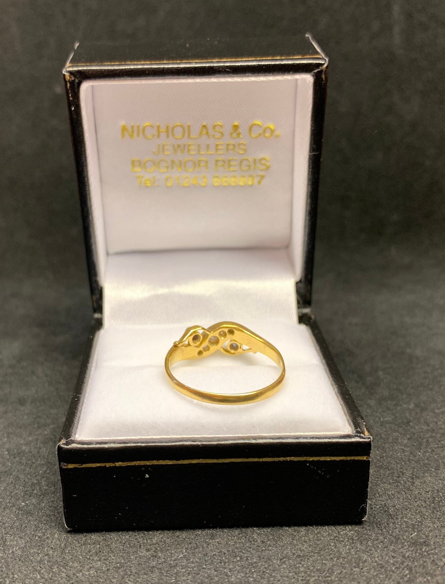 Antique Diamond and Sapphire 18ct Gold Gypsy Ring. Hallmarked Birmingham 1901
