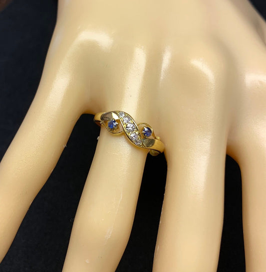 Antique Diamond and Sapphire 18ct Gold Gypsy Ring. Hallmarked Birmingham 1901
