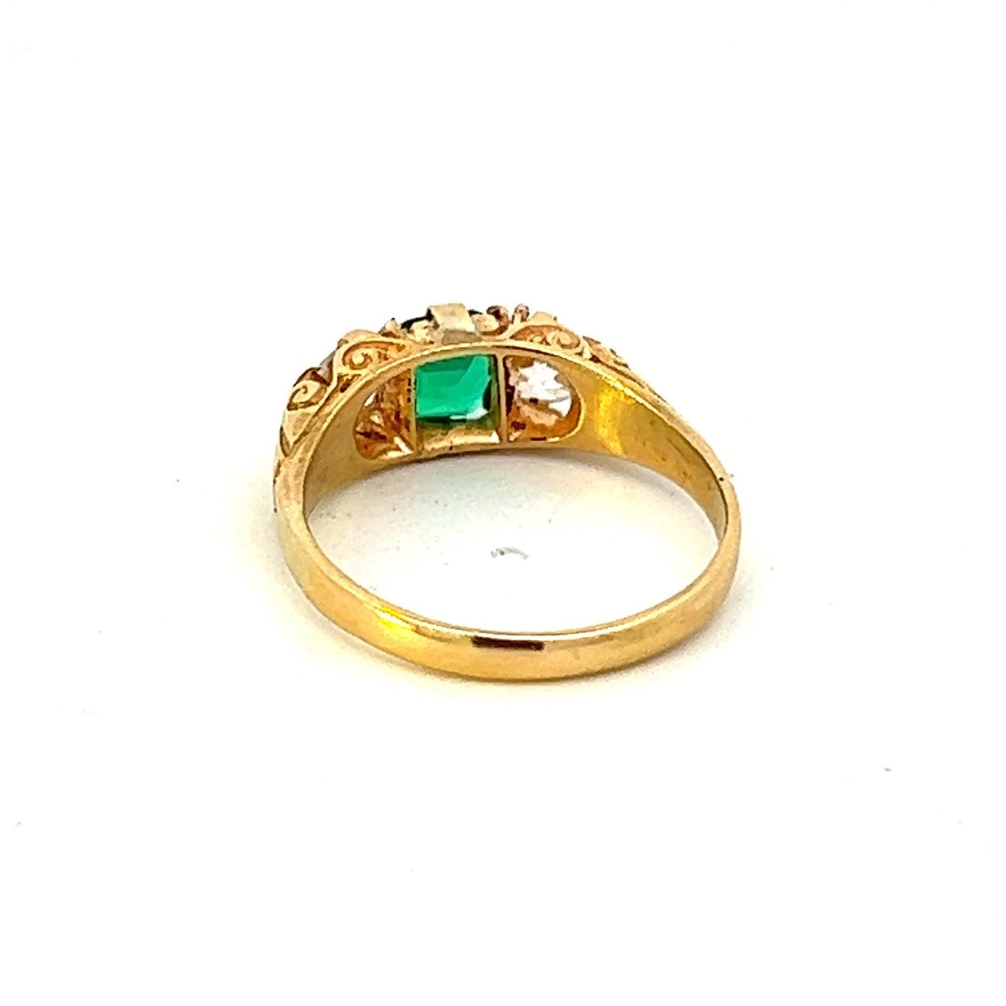 Antique Colombian Emerald and Diamond 18ct Gold Carved Trilogy / 3 Stone Ring.