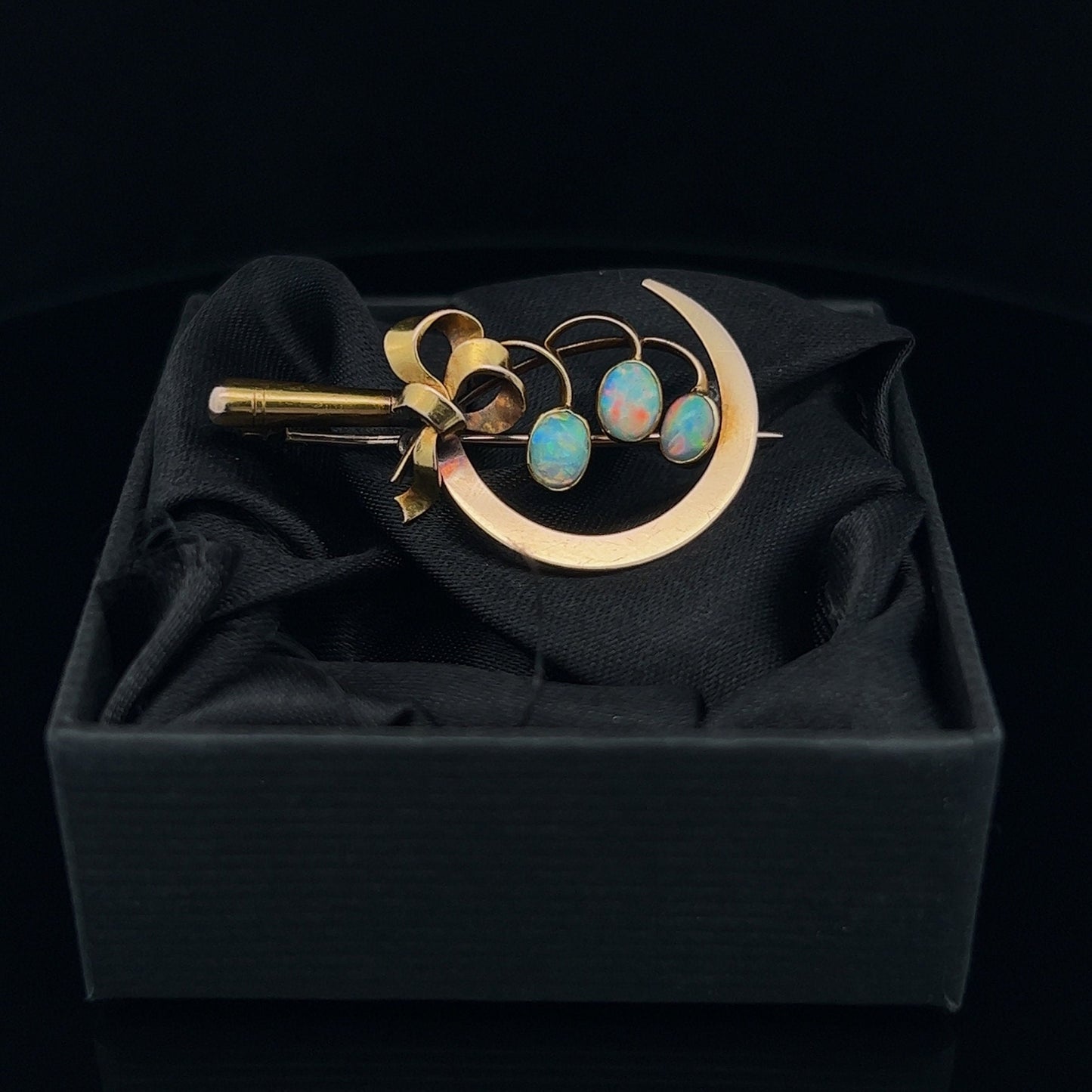 Antique Art Nouveau 15ct Gold Opal Sickle Brooch. Superb Quality.