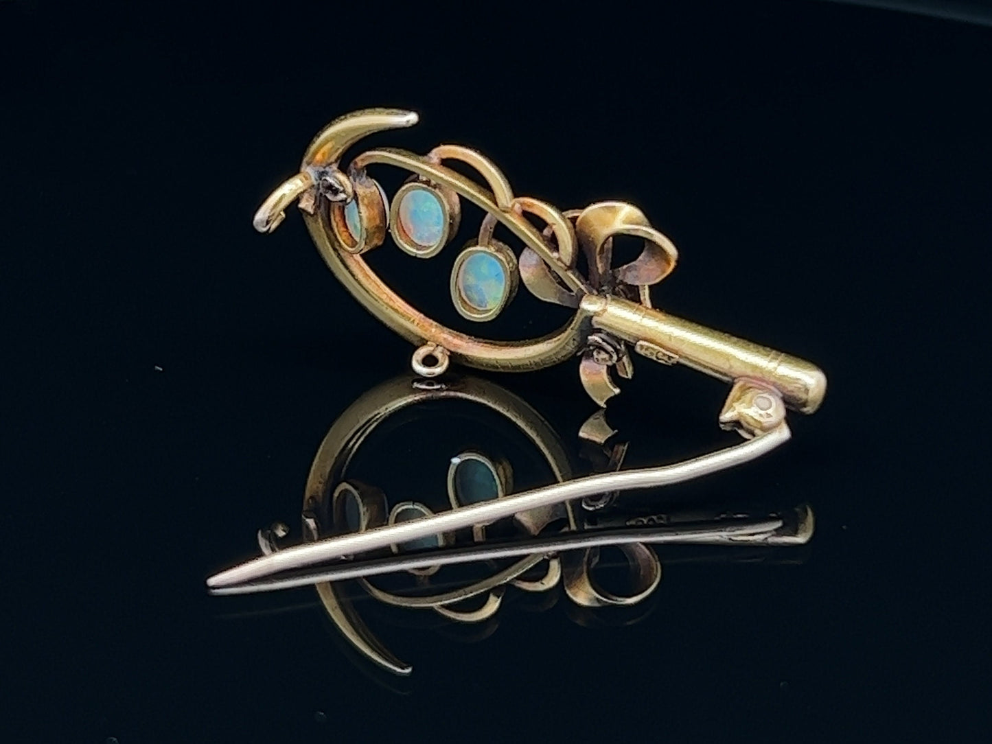 Antique Art Nouveau 15ct Gold Opal Sickle Brooch. Superb Quality.