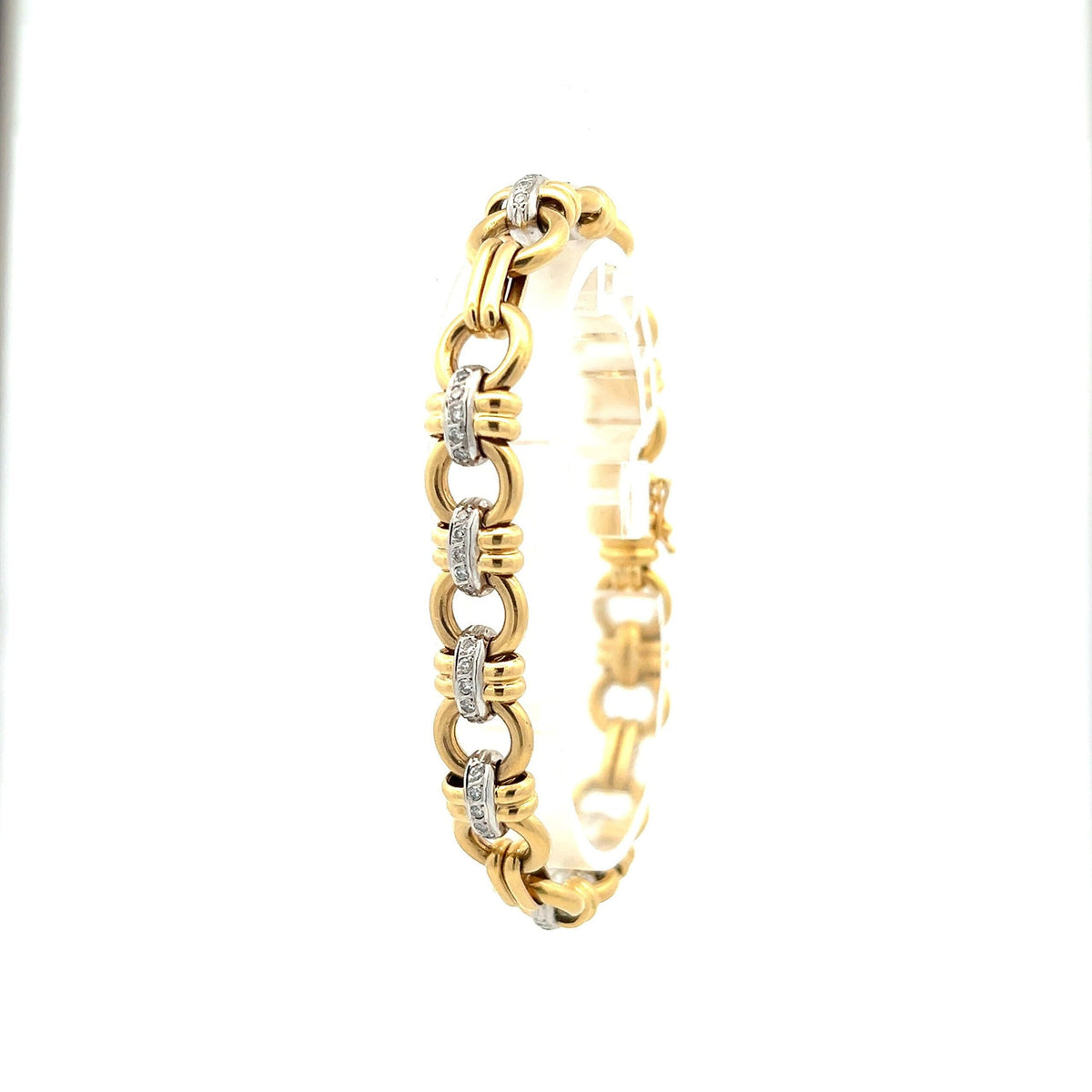 Vintage Diamond Set 18ct Gold Bracelet. Fabulous Quality.