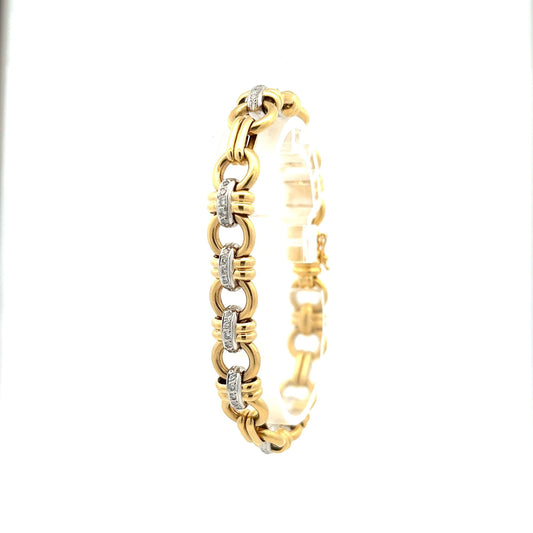 Vintage Diamond Set 18ct Gold Bracelet. Fabulous Quality.
