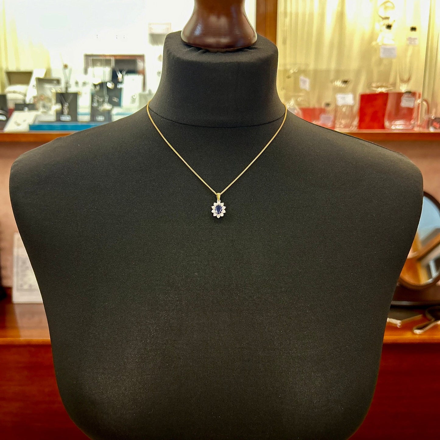 18ct Gold  Sapphire (1.00ct)  and Diamonds (0.50ct) Oval Cluster Pendant & 18ct Chain. Beautiful Blue, Fine Diamonds., Pre- Owned, As New.