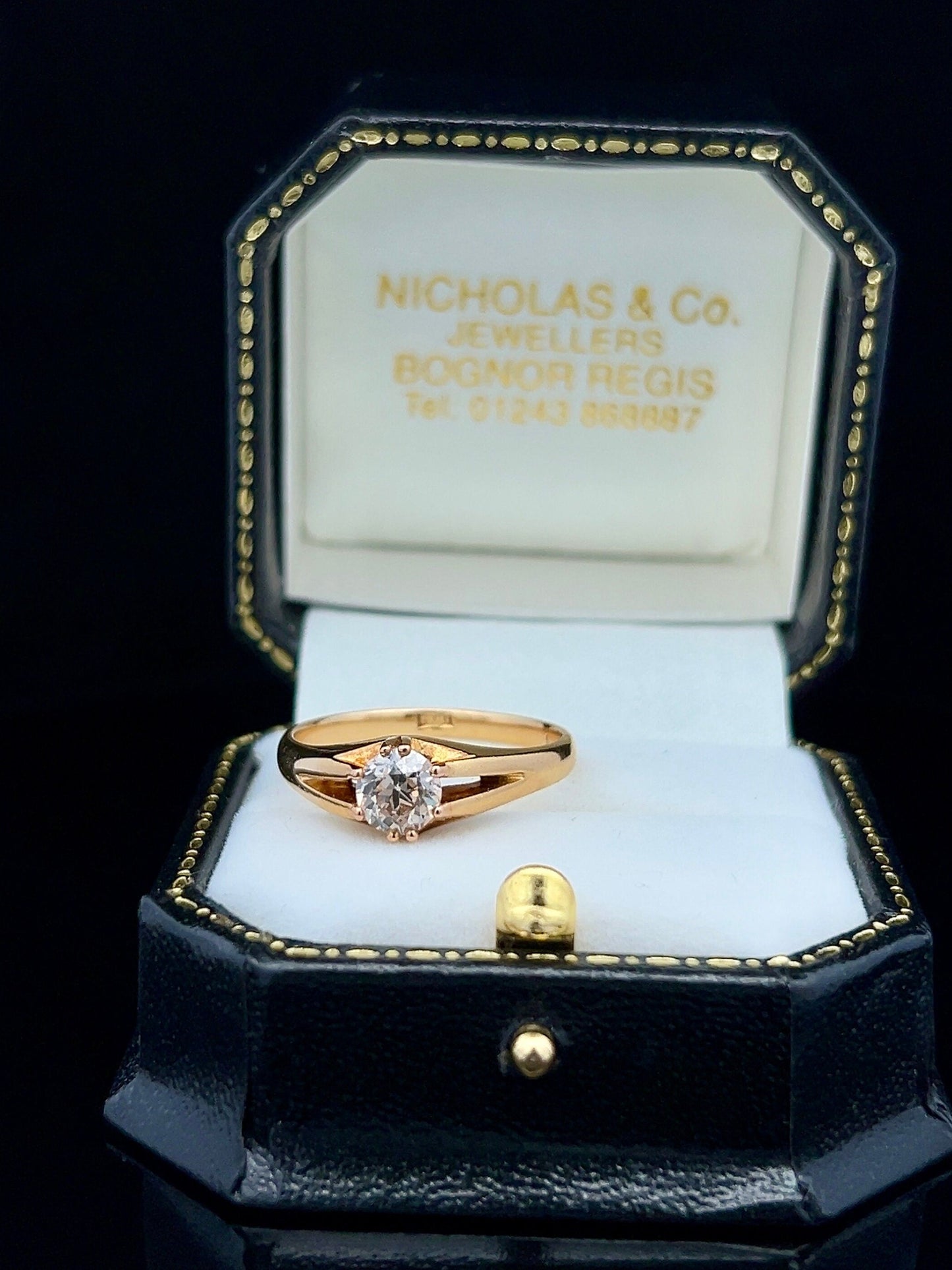 Antique 0.82ct Old European Cut Diamond Gypsy / Pinky Ring.  18ct Gold. Late Victorian. Natural Diamond.