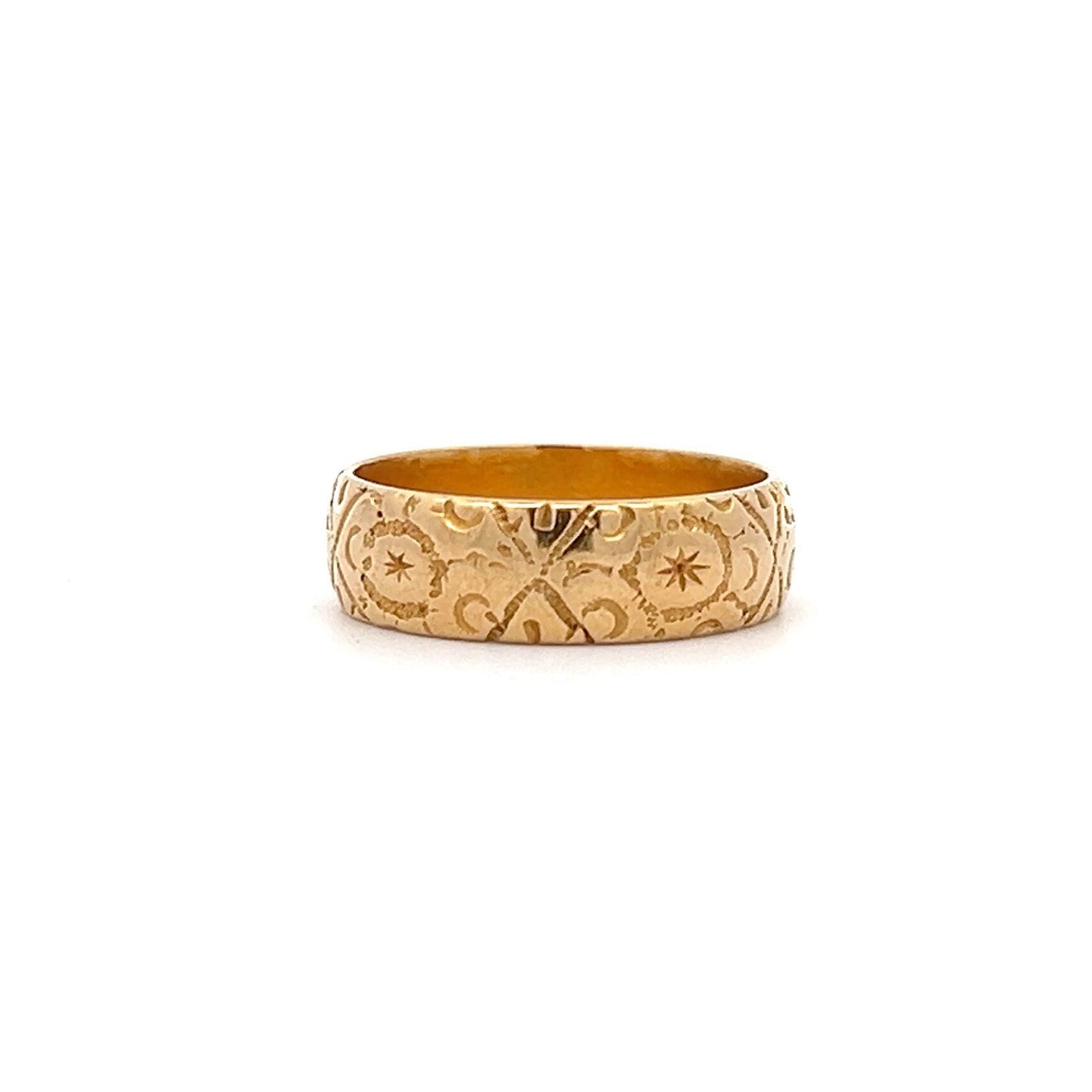 Antique Edwardian 18ct Gold Hand Engraved Wedding Ring. English. London 1918. Quality 6.1g. 6mm Wide.