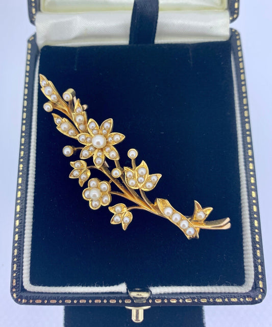 Antique Edwardian 15ct Gold Natural Split Pearl Floral Brooch. Lovely Crisp Example. English Circa 1915.