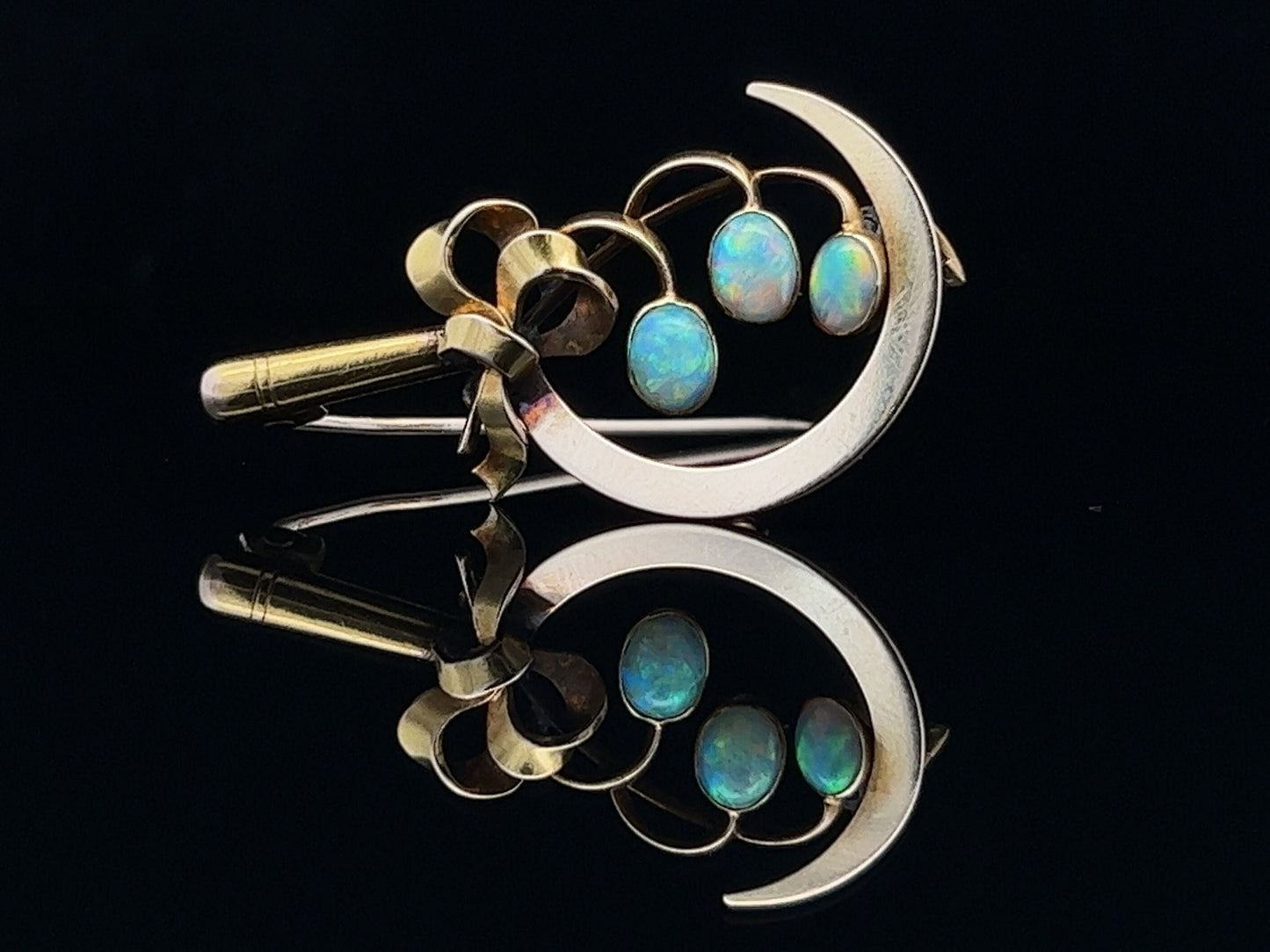 Antique Art Nouveau 15ct Gold Opal Sickle Brooch. Superb Quality.