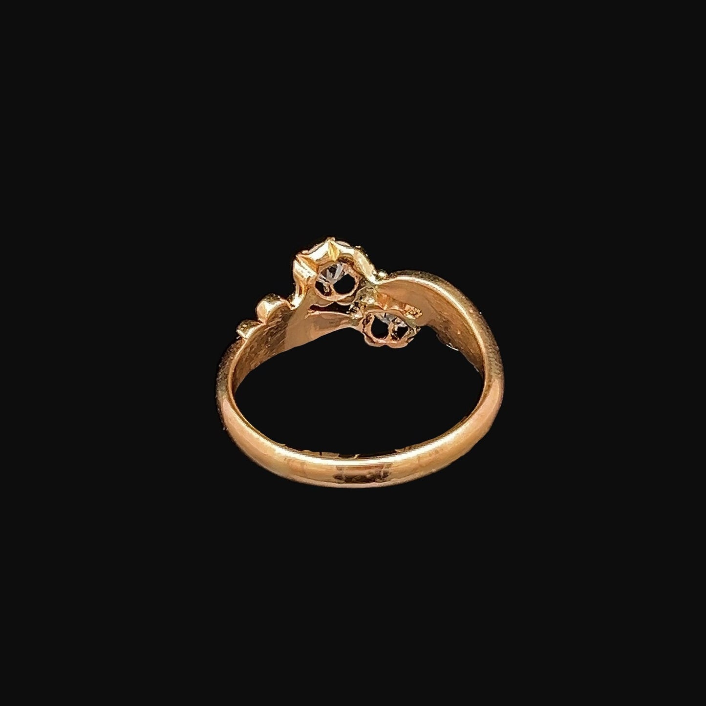 Antique Art Nouveau Diamond 'Toi et Moi' Crossover 22ct Gold Ring. Antique Diamond Crossover Gold Ring. English Circa 1870
