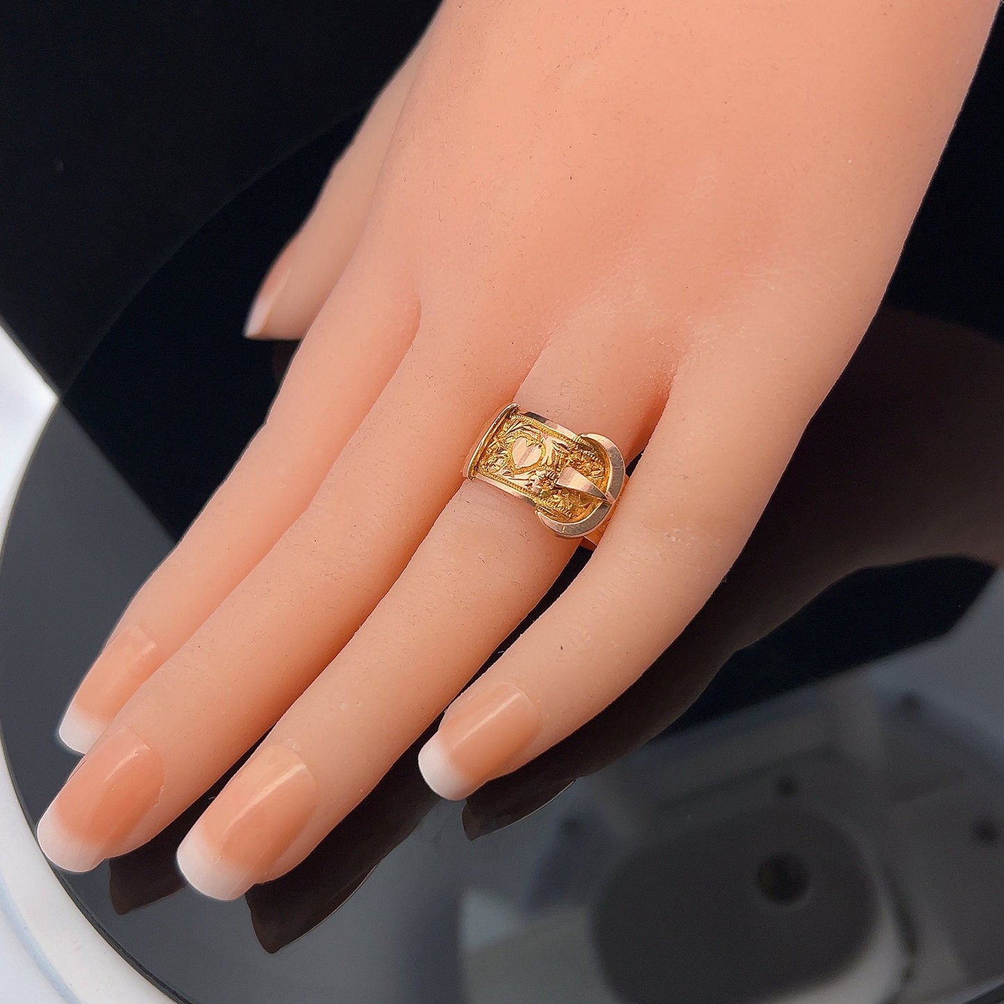 Antique Edwardian 9ct Gold Buckle Ring with Hearts Motif. Birmingham 1912. Superb Crisp Example.
