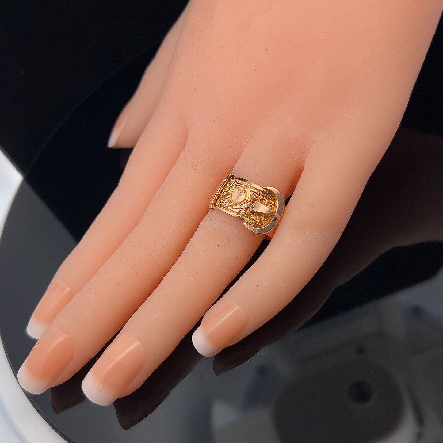Antique Edwardian 9ct Gold Buckle Ring with Hearts Motif. Birmingham 1912. Superb Crisp Example.