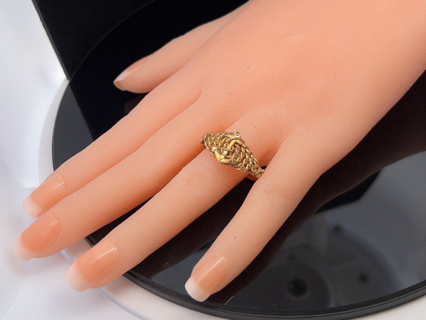 Antique 18ct Gold Anchor and Rope Motif Ring. Victorian Naval Ring. English Circa 1900.
