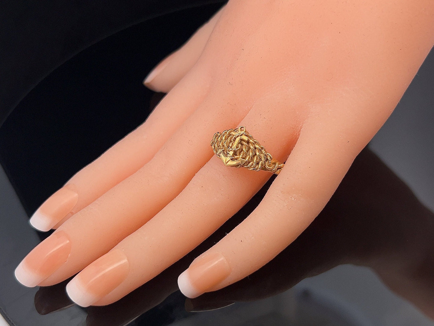 Antique 18ct Gold Anchor and Rope Motif Ring. Victorian Naval Ring. English Circa 1900.