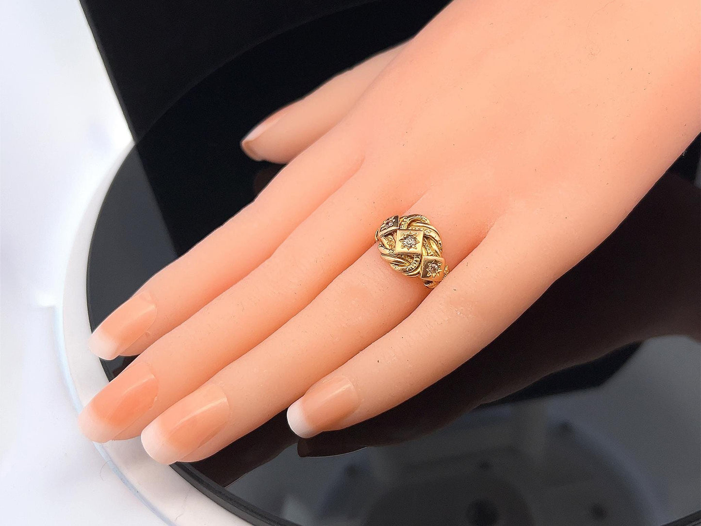 Antique Edwardian 18ct Gold Lover’s Knot Ring. Old Mine Cut Diamonds. Diamond Gypsy Star Set Ring. London 1917. Excellent Example 6.5g