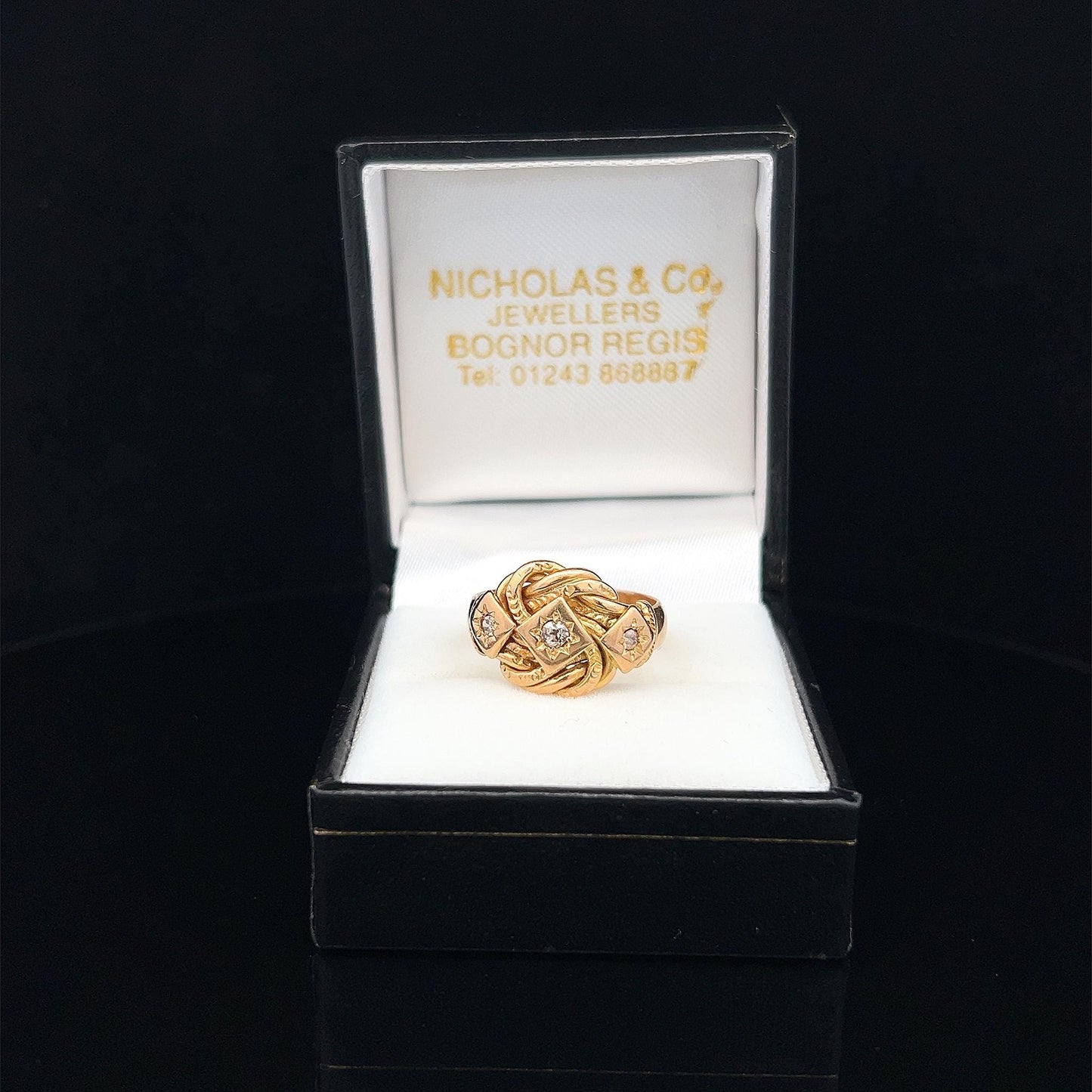 Antique Edwardian 18ct Gold Lover’s Knot Ring. Old Mine Cut Diamonds. Diamond Gypsy Star Set Ring. London 1917. Excellent Example 6.5g