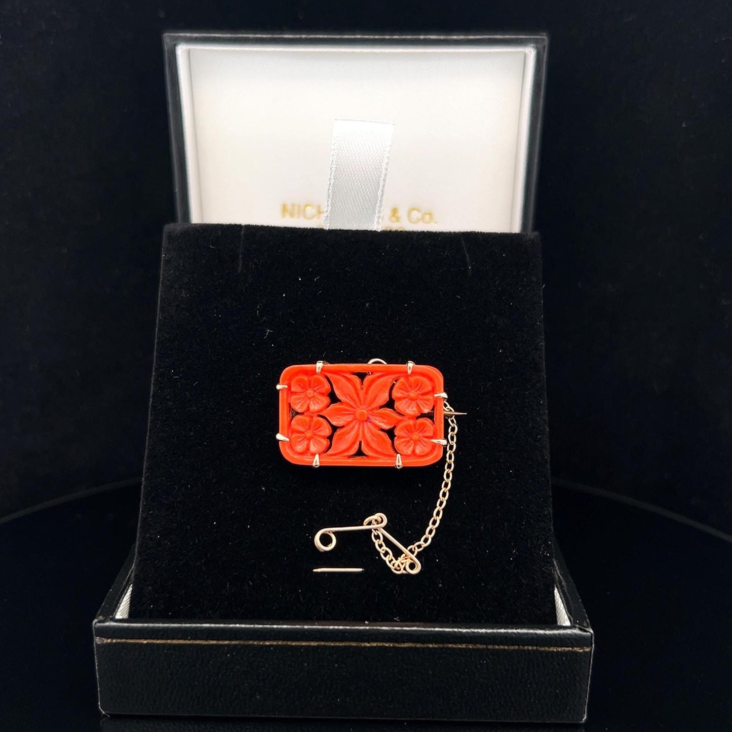 Antique Art Deco Carved Coral Brooch. 9ct Rose Gold. Circa 1920.
