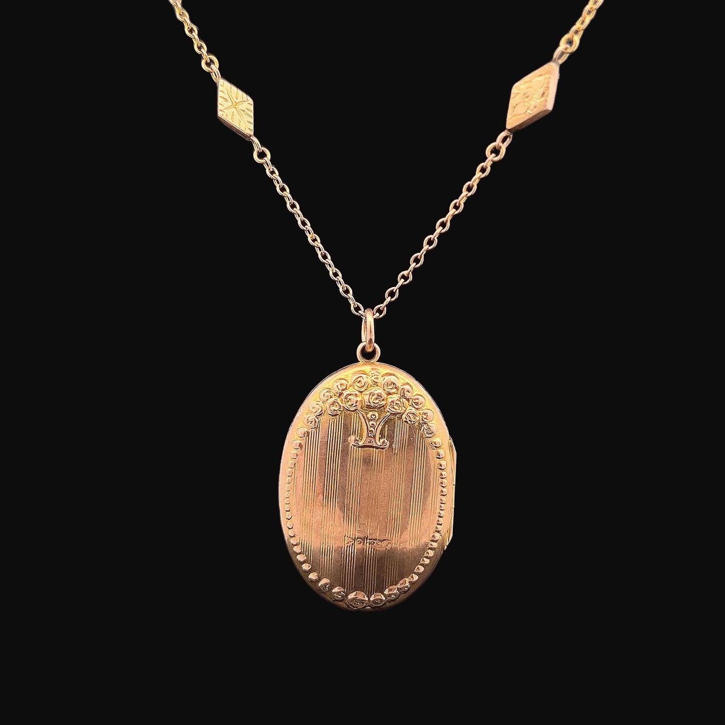 Antique Edwardian 9ct Rose Gold Floral Locket and Ornate 9ct Gold Chain with Engraved Lozenge Links. Dated Chester 1907