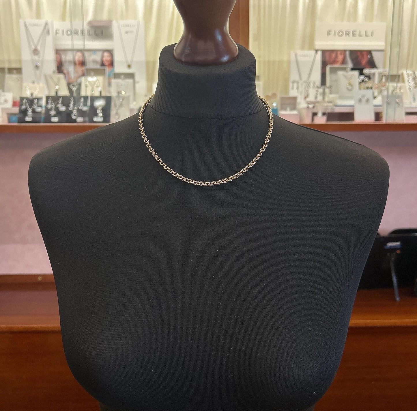 Antique 9ct Yellow Gold Edwardian Faceted Round Belcher Chain. Circa 1900, Excellent Condition, Big Barrel Clasp. 17 3/4 inches.