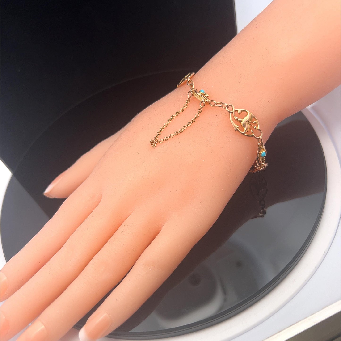 Antique Art Nouveau Turquoise Fuchsia 15ct Gold Bracelet. Circa 1910
