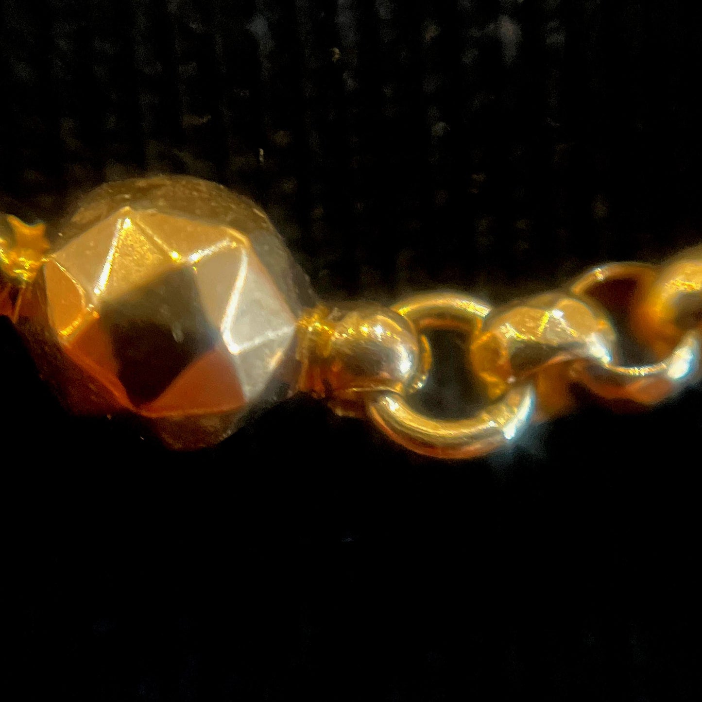 9ct Gold Edwardian Facetted Belcher Chain. English Circa 1900. Pretty Faceted Balls, 23 inches, 11.7g