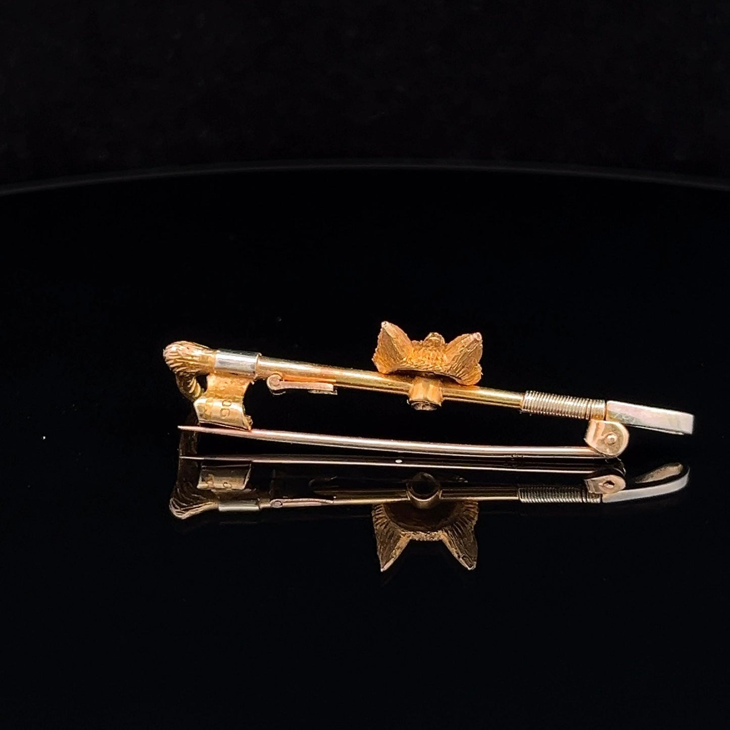Antique 9ct Gold and Ruby Fox Bar Brooch / Cravat Pin.  English Circa 1910's / 1920's. Original Box.