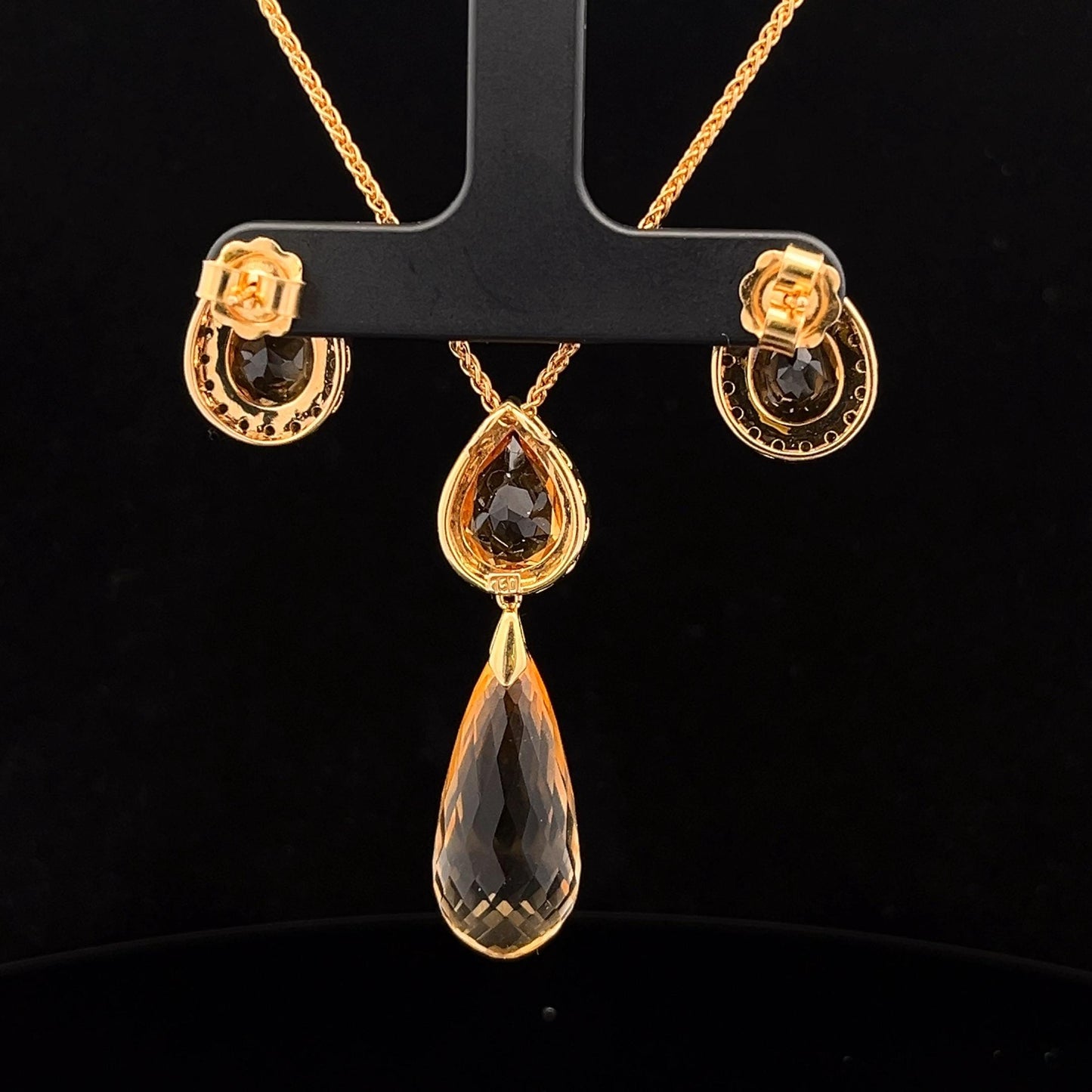 18ct Citrine and Yellow Sapphire Pear and Briolette Pendant and Earring Set. Pre-Loved Bargain.