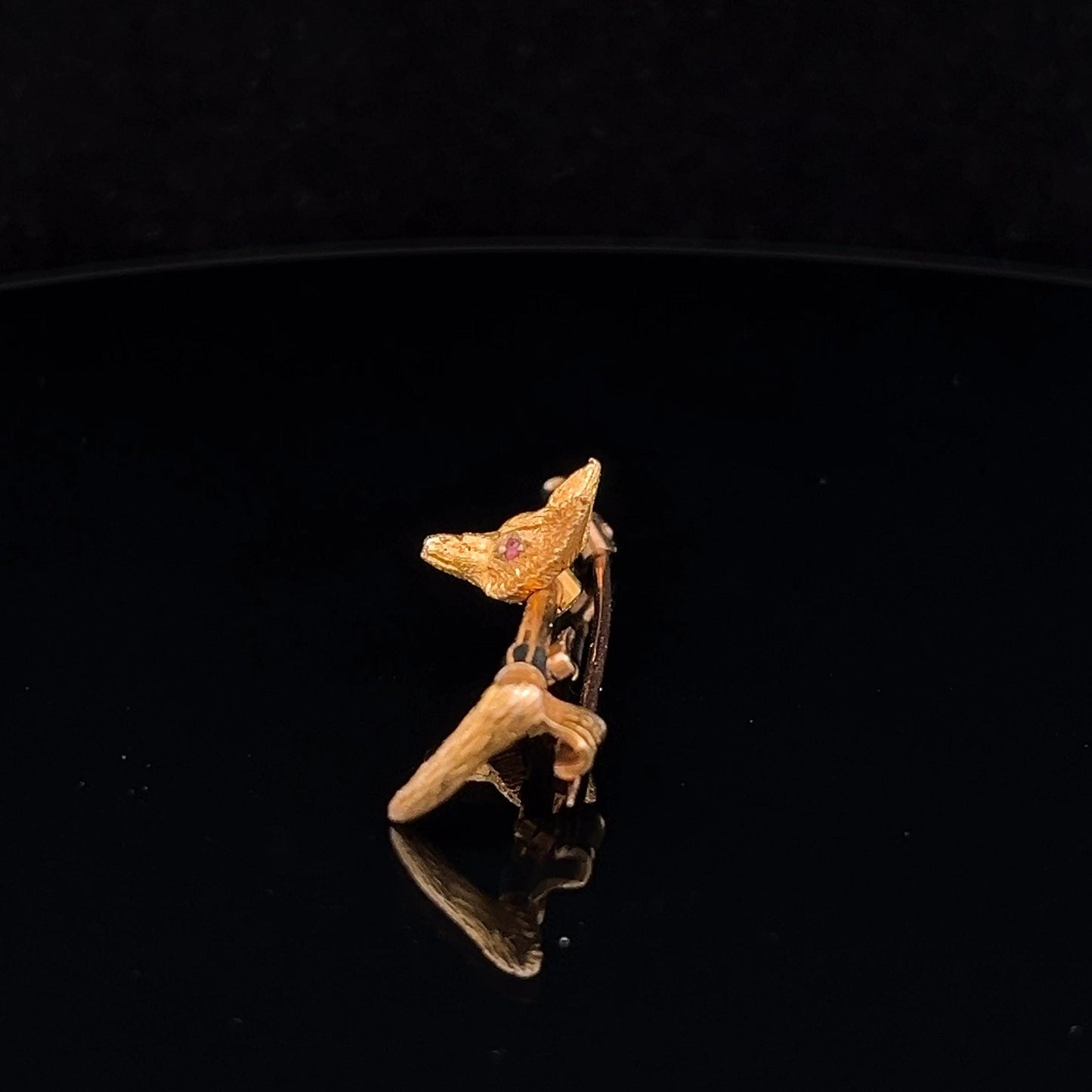 Antique 9ct Gold and Ruby Fox Bar Brooch / Cravat Pin.  English Circa 1910's / 1920's. Original Box.