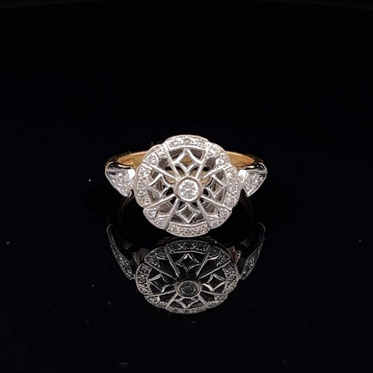 Very Pretty Diamond 18ct White and Yellow Gold Art Deco Cluster Ring.