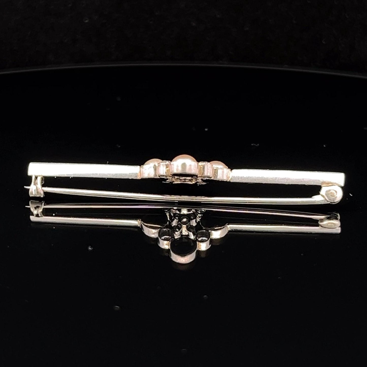 18ct White Gold, Old European Cut Diamond and Natural Split Pearl Brooch or Cravat Pin, Mappin and Webb, Original Case.