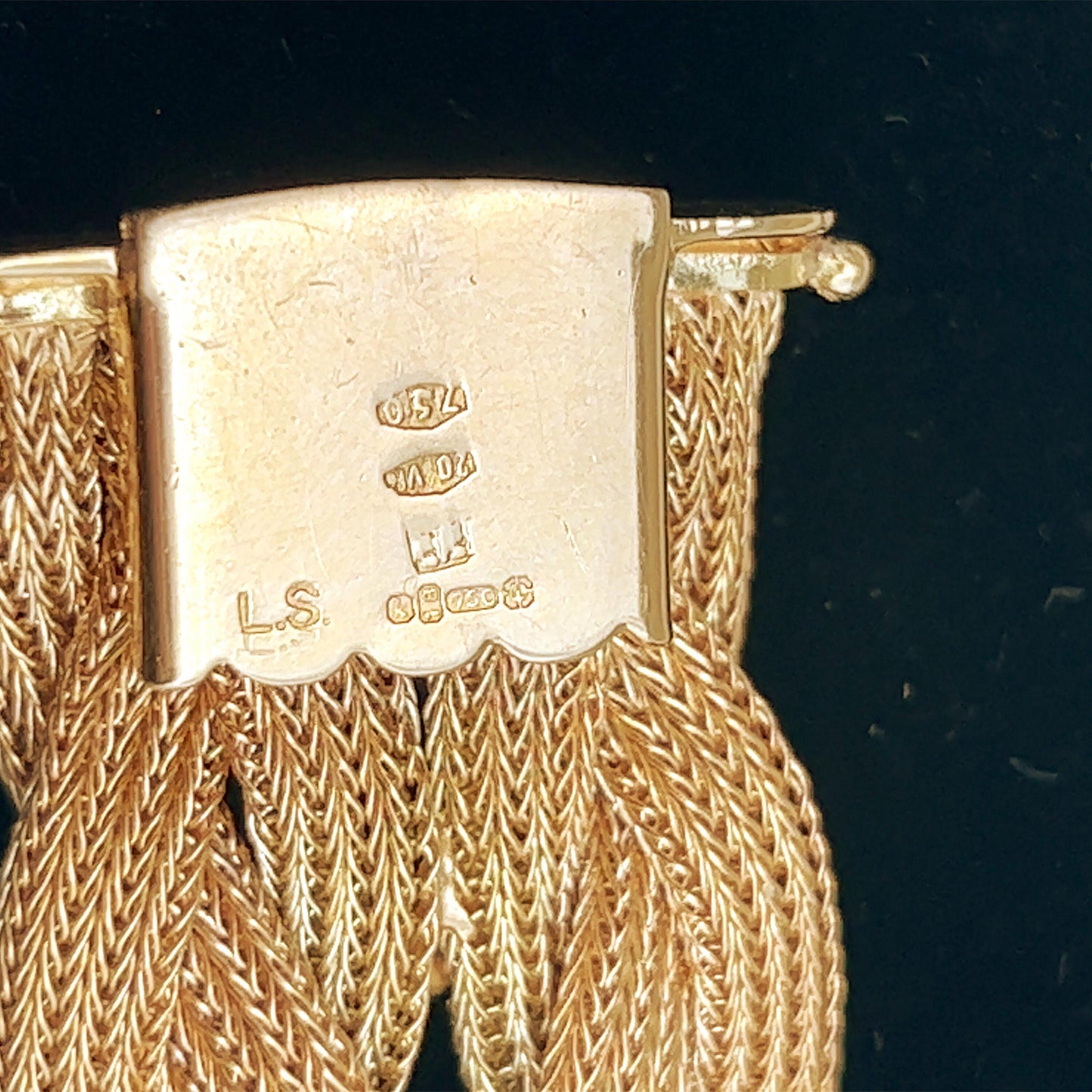 Vintage Woven Rope 18ct Gold Bracelet / Cuff Bracelet or Bangle. English 1984. 52.4g